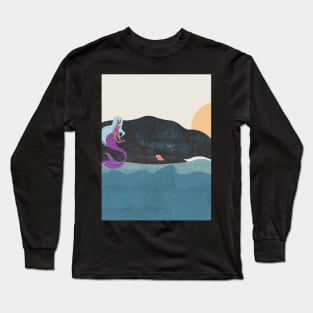 The mermaid waiting for the sun to set Long Sleeve T-Shirt